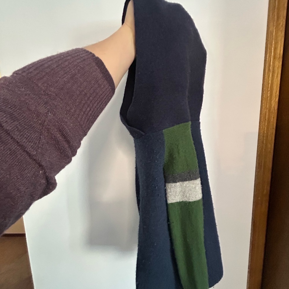 Kids' Navy and Green Colorblock Hoodie - Picture 4 of 5